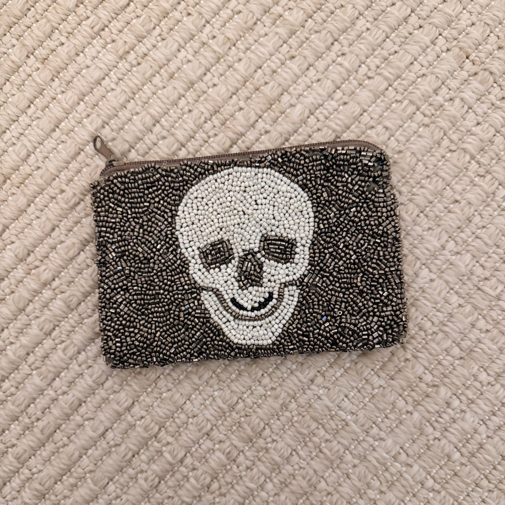 MOYNA NYC Beaded Skull Zip Coin Purse